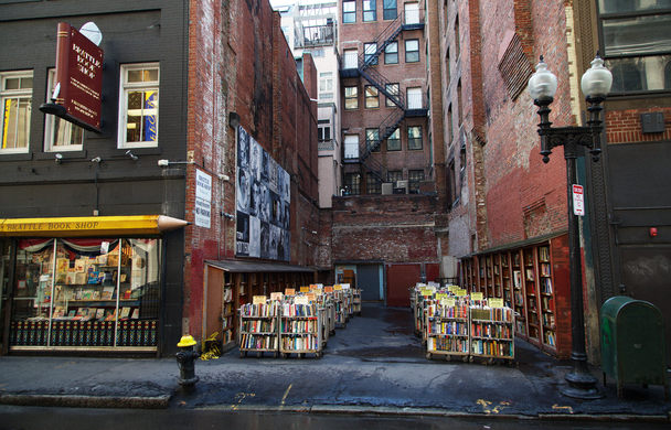 Brattle Bookshop