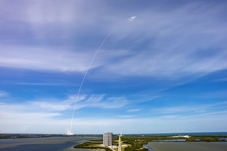 SpaceX Falcon 9 Launch Brings Total Starlink Satellites to 420